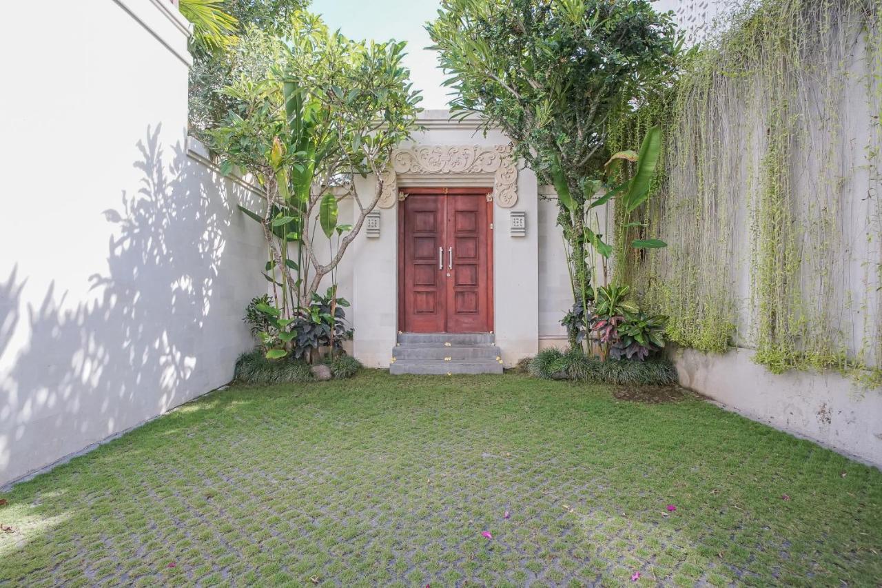 Jiwanta Villa Kerobokan Екстериор снимка